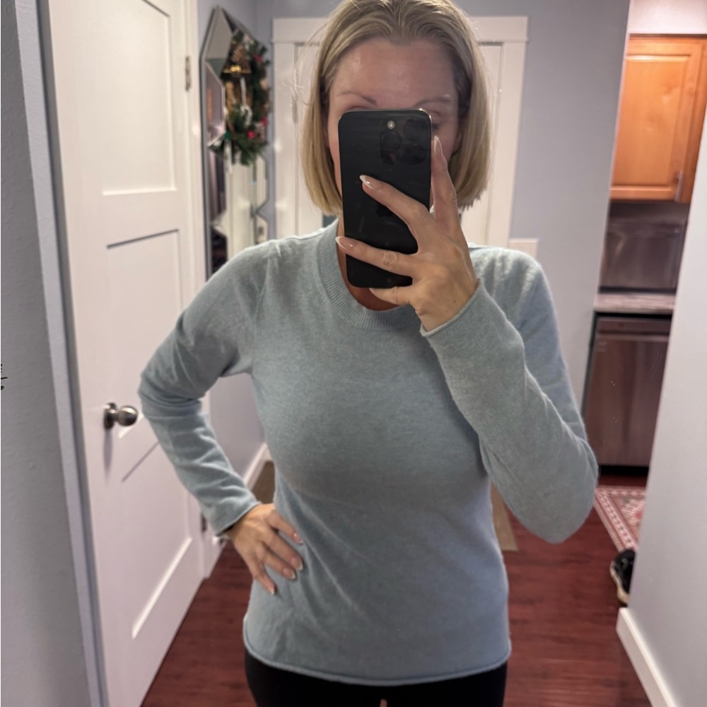 Light  Sweater